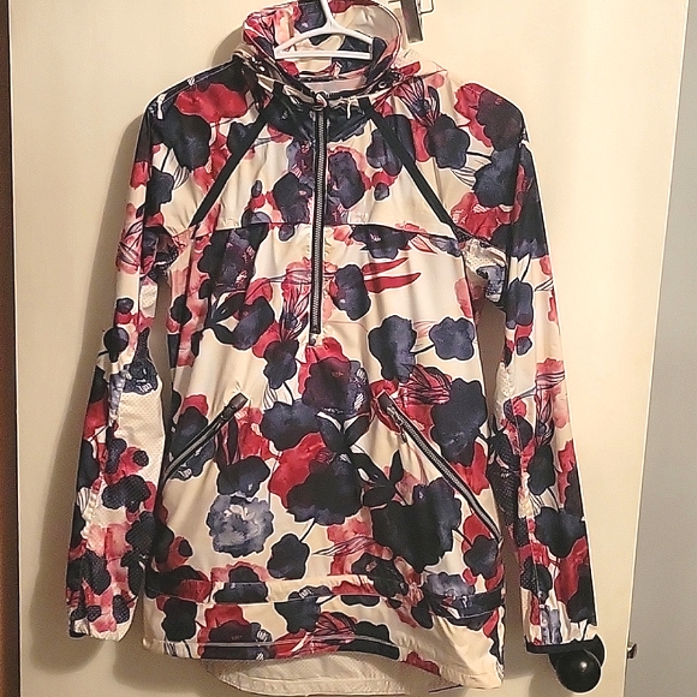 lululemon athletica Floral Anorak Jacket in Cream, Navy & Red